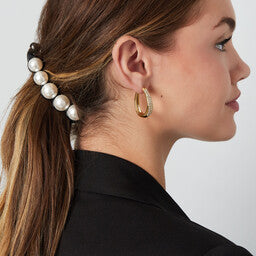 Hair accessories pearl white