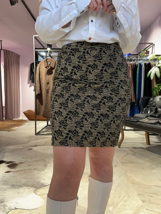 Vintage super stretchy Shira skirt size M